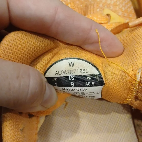 ALTRA Women's Escalante 3 Running Shoes Sz 9 EUC Sneakers Wide Toe Box - Picture 9 of 10